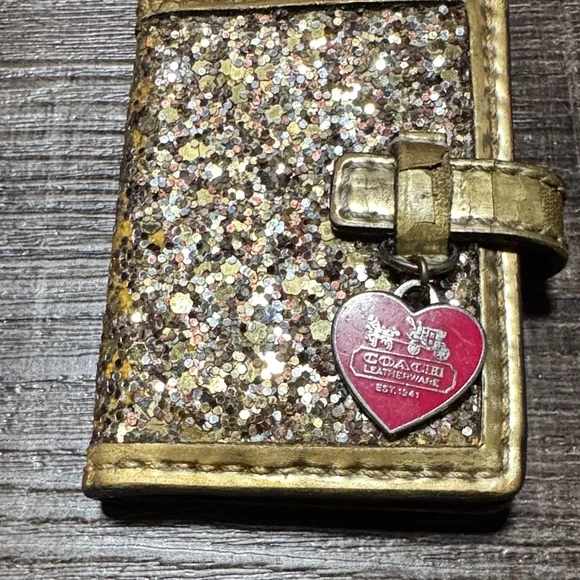 Coach Gold Glitter Photobook Charm Y2K - Picture 2 of 9